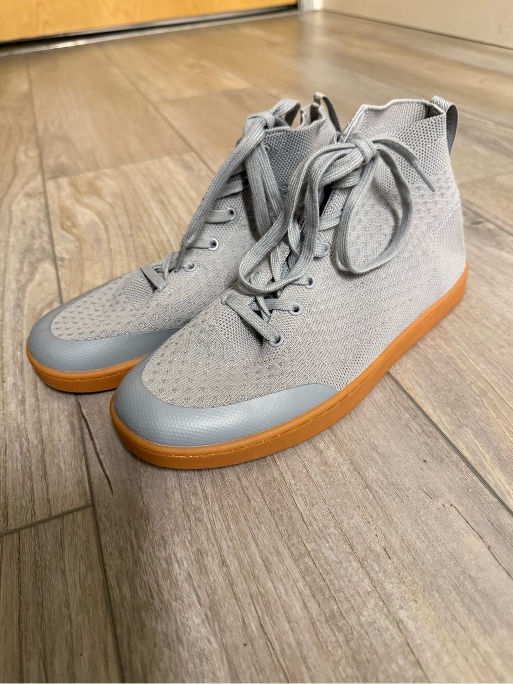 Suavs Light Gray Knit High-Top Sneakers with Gum Sole